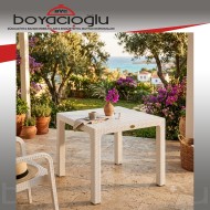 MEVSİM 90X90 RATTAN MASA CAMSIZ-BEYAZ